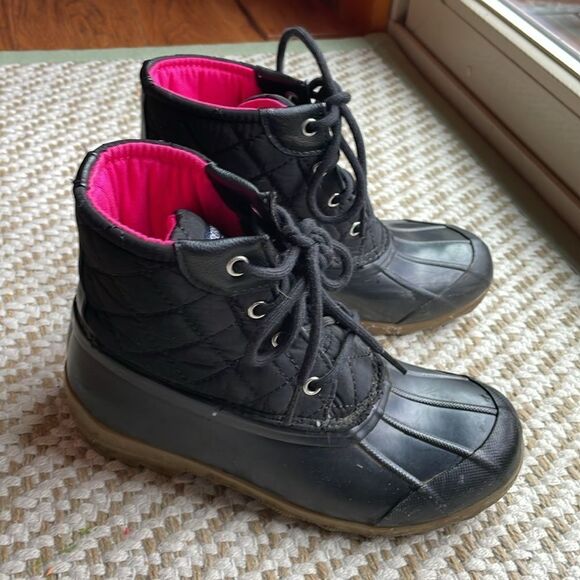 Girls Sperry Boots no laces - Picture 15 of 15